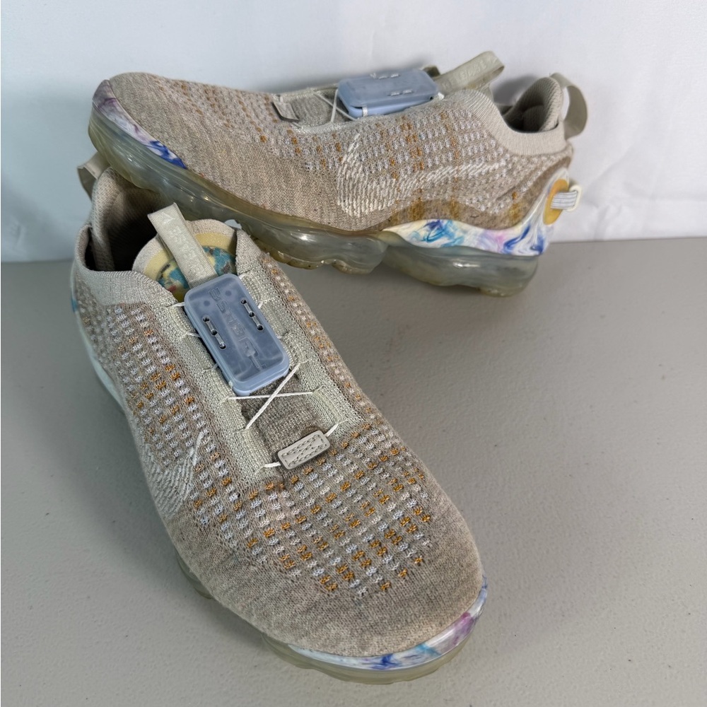 Nike Beige and Multicolor Athletic Shoes